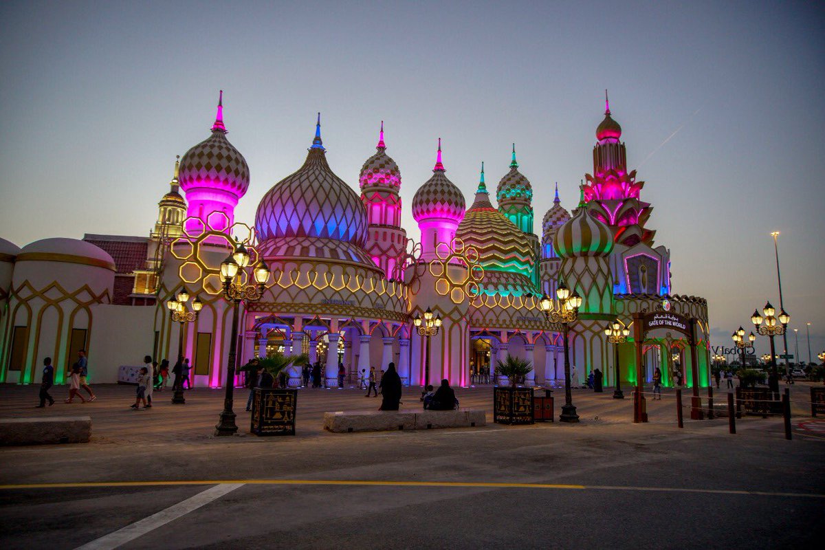 Miracle Garden e Global Village